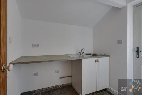 aligned-_M4A8778-aligned-_M4A8780 copy.jpg