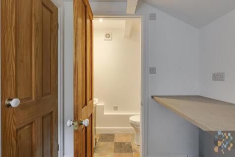 aligned-_M4A8781-aligned-_M4A8783 copy.jpg