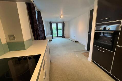 KITCHEN TO LIVING ROOM