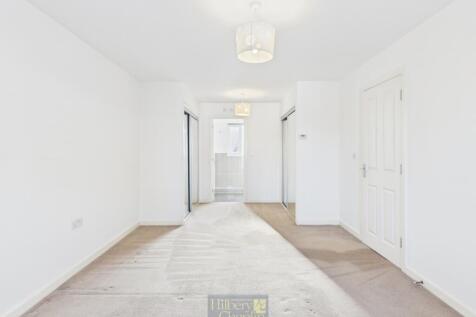 CAM02942G0-PR0263-STILL013