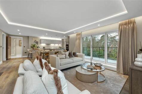 Show Apartment