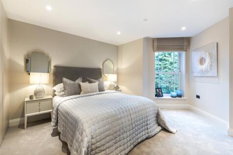 Show Apartment