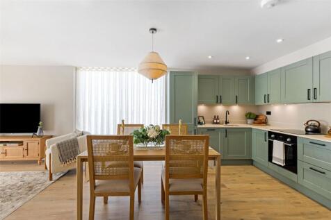Show Apartment