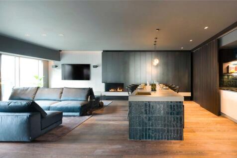 Private Suite