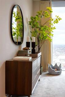 Show Apartment