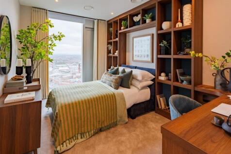 Show Apartment