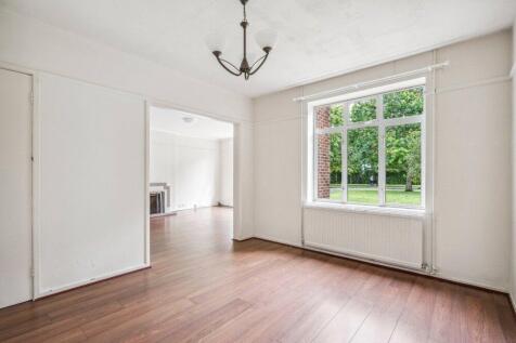 11 Larsen Road