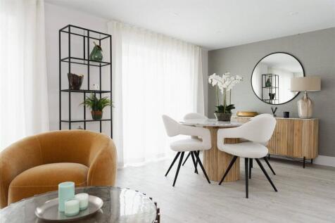 Show Home Dining