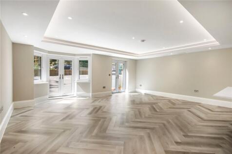 Plot 4 Living