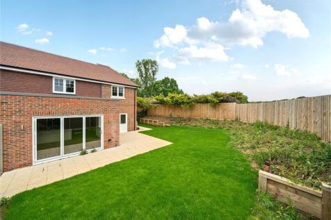 1 Acorn Rear Garden