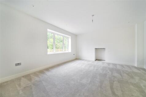 1 Acorn Living Room