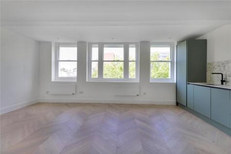 Kitchen / Living