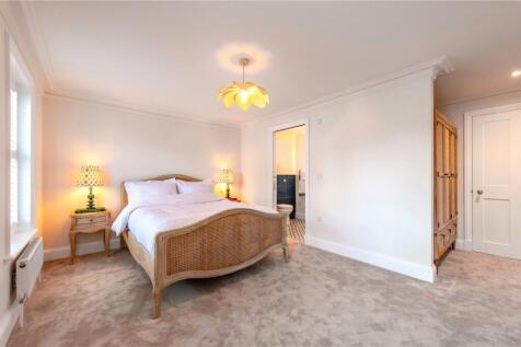No 39 Principal Bed
