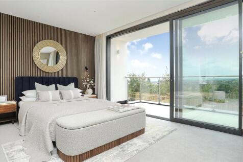 Plot 1 Bedroom 1
