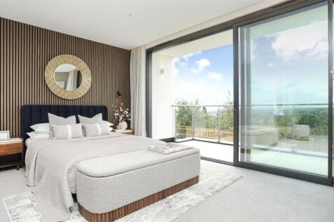 Plot 1 Bedroom 1