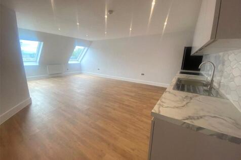 Kitchen / Lounge
