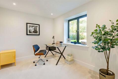 Study/4th Bedroom