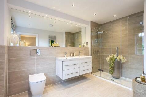 Main En Suite