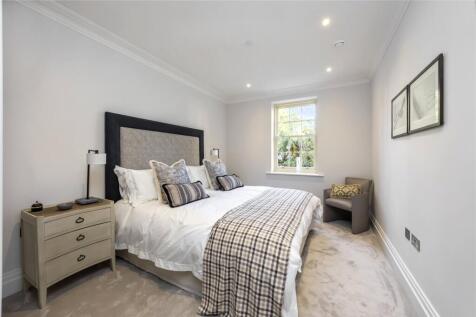 Show Apartment