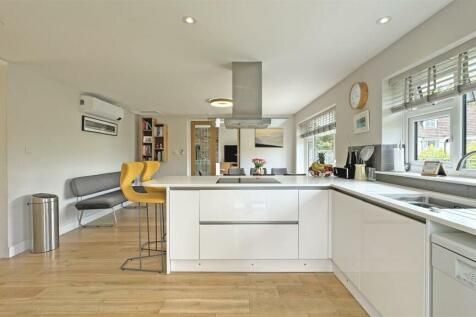 Kitchen 114.jpg