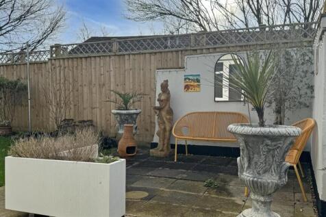 Garden 3.jpg