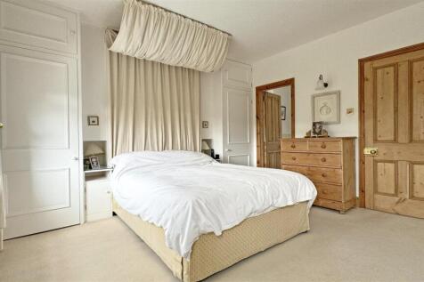 Master Bedroom 4.jpg
