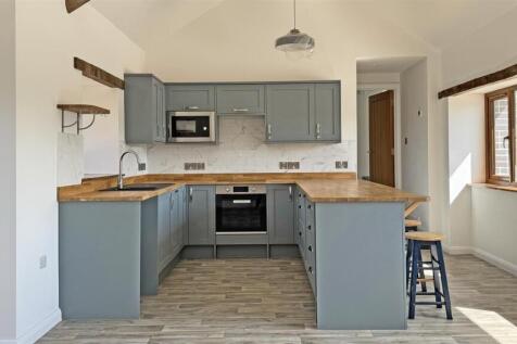 Kitchen 3.jpg