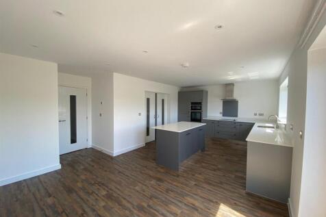 kitchen new.jpg