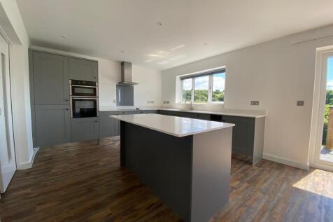 kitchen new 2.jpg