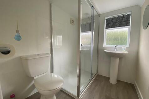 shower room.jpg