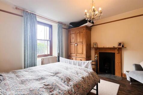 Bedroom 3 1.jpg