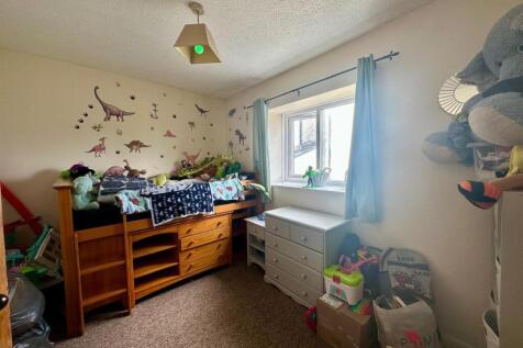 Bedroom 2.jpg