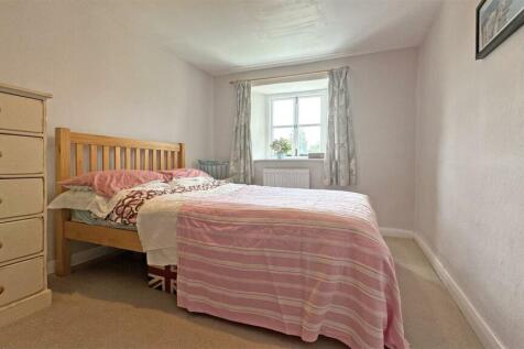 Bedroom 3 1.jpg