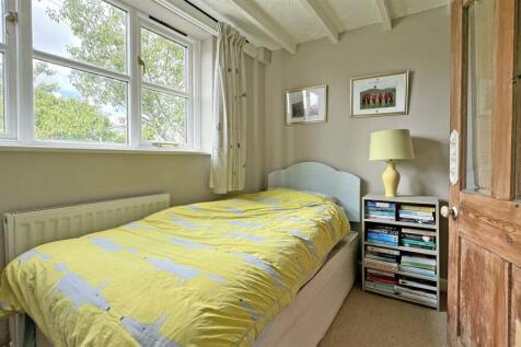 Bedroom 4 2.jpg