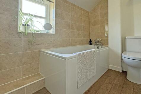 En Suite 2.jpg
