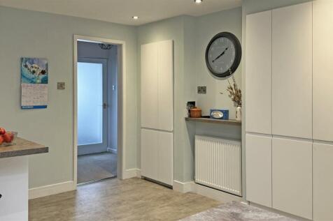 Kitchen 3.jpg