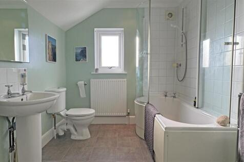 Ensuite.jpg