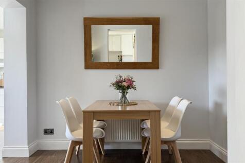 Dining Room 2.jpg