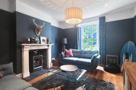 Sitting Room.jpg