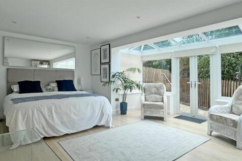 Bedroom 3.jpg