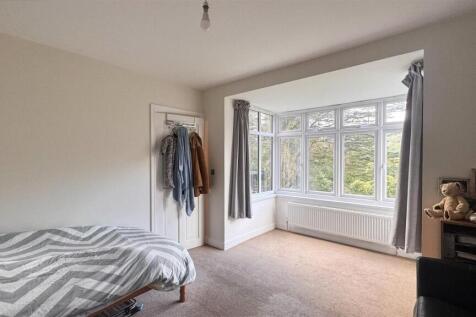 Bedroom 2 1.jpg