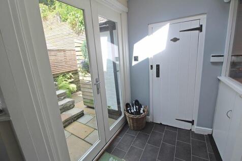 Rear Porch/Utility
