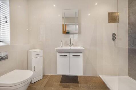 Ensuite Shower Room/WC