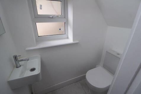 Downstairs Washroom/WC