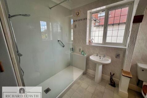 Shower Room/WC