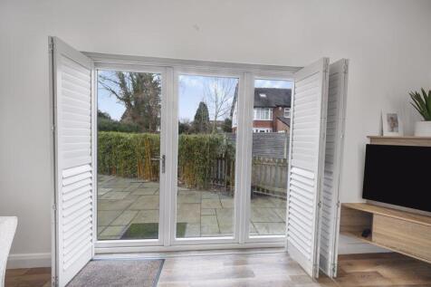 Feature Shutters