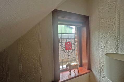 Hallway (Feature Window)