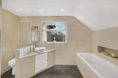 Bath/Shower/WC