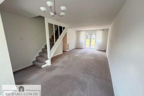 Open Plan Lounge/Dining Area