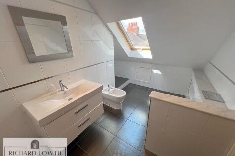 Ensuite Bathroom/WC